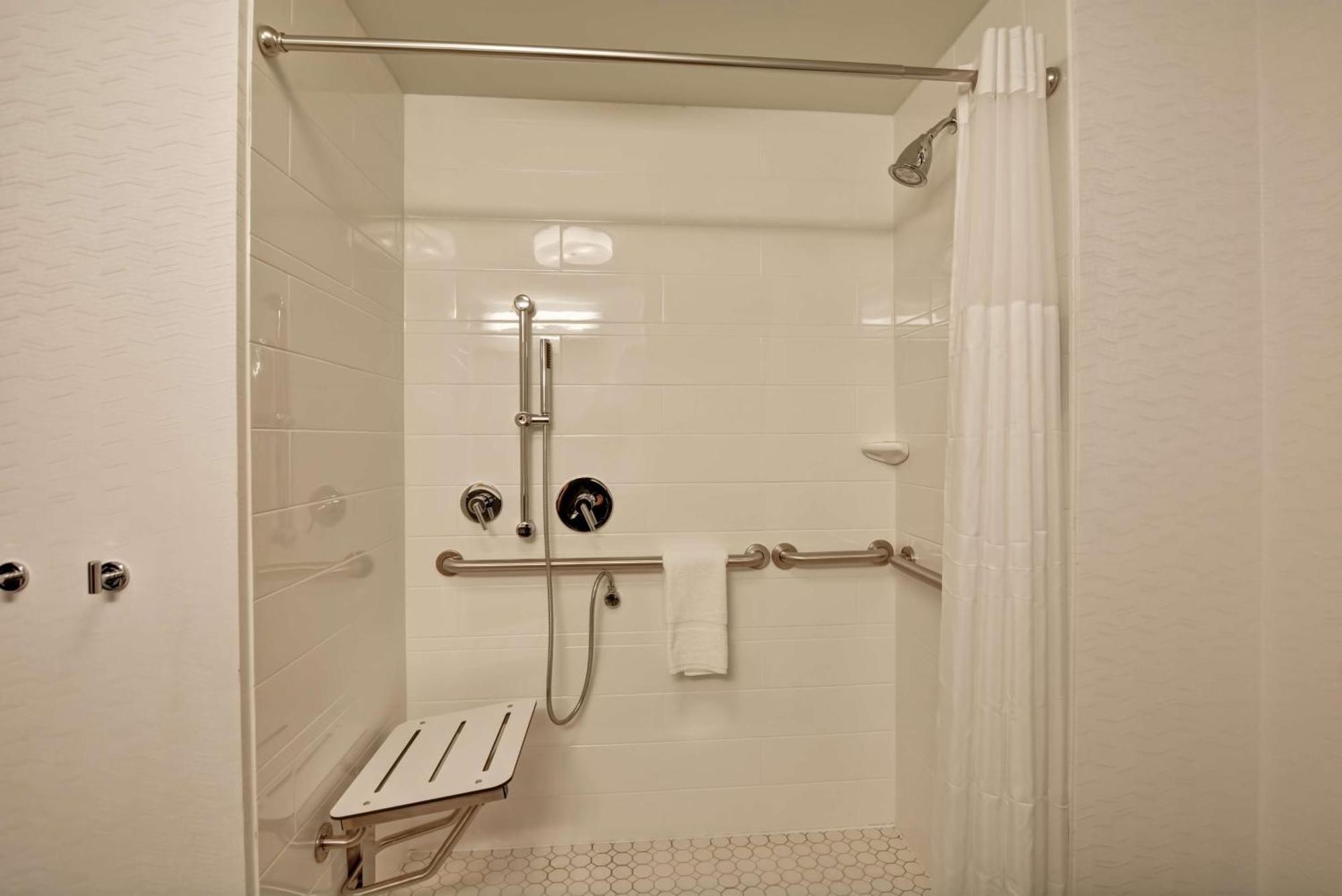 Hampton Inn Atlanta Kennesaw Exterior foto